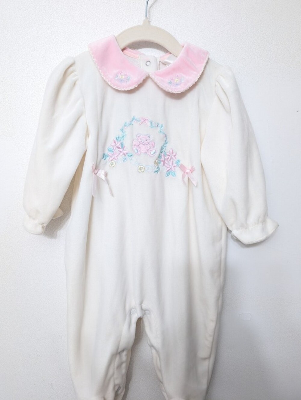 Jo Joe Fashions Vintage 1990'sSoft Cream Baby Pajamas with Pink Embroidered Bear
